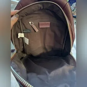 Marc By Marc Jacobs | Bags | Euc Marc By Marc Jacobs Maroon  display picture 1